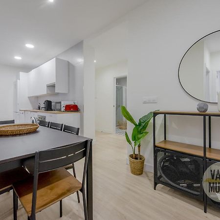 Spacious New Apartment Para 7 En La Plaza De Tirso De Molina Madrid Esterno foto