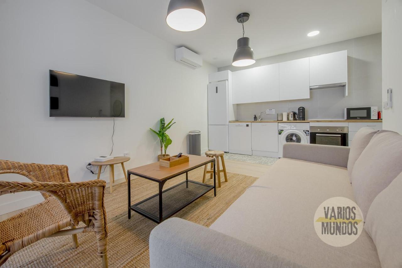 Spacious New Apartment Para 7 En La Plaza De Tirso De Molina Madrid Esterno foto
