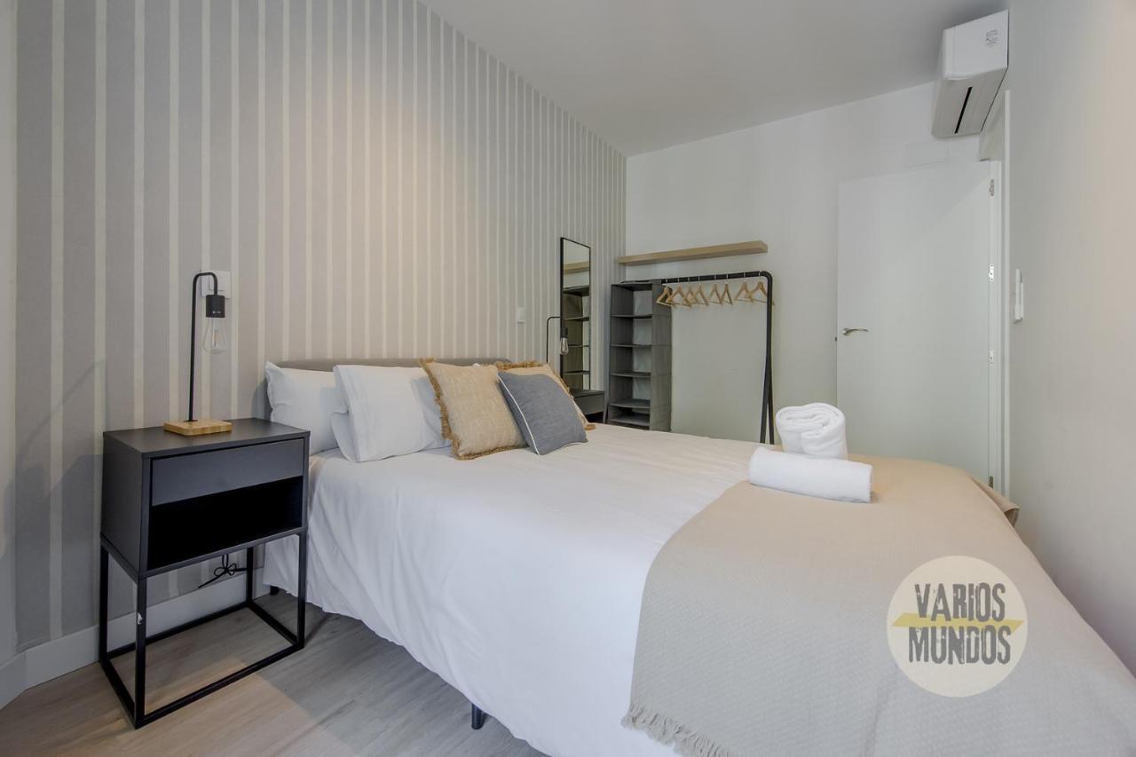 Spacious New Apartment Para 7 En La Plaza De Tirso De Molina Madrid Esterno foto