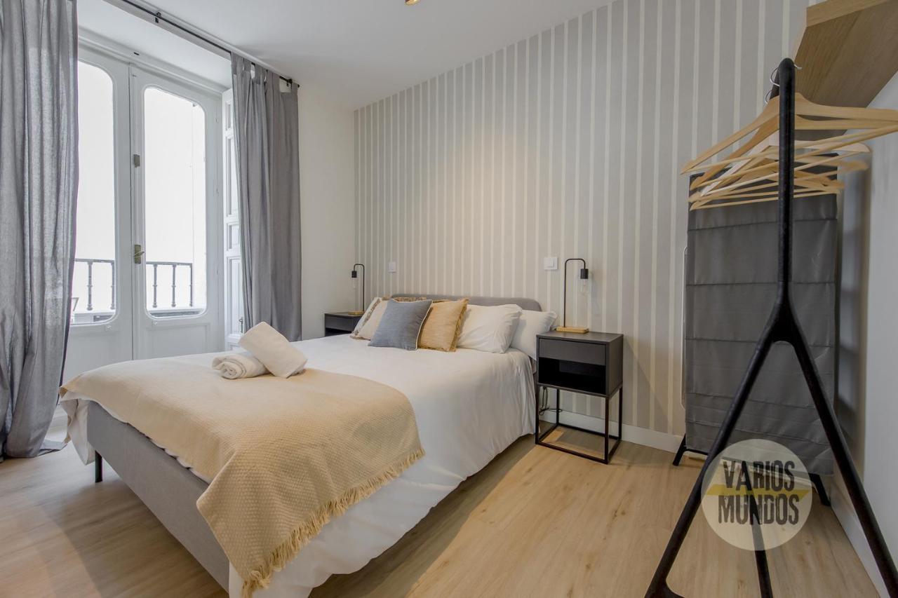 Spacious New Apartment Para 7 En La Plaza De Tirso De Molina Madrid Esterno foto