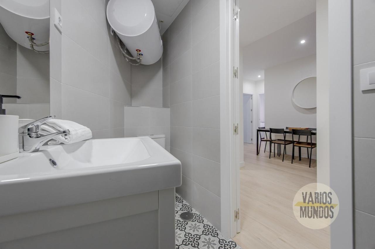 Spacious New Apartment Para 7 En La Plaza De Tirso De Molina Madrid Esterno foto